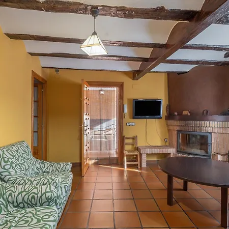 Cuatro Torres Venkovský dům